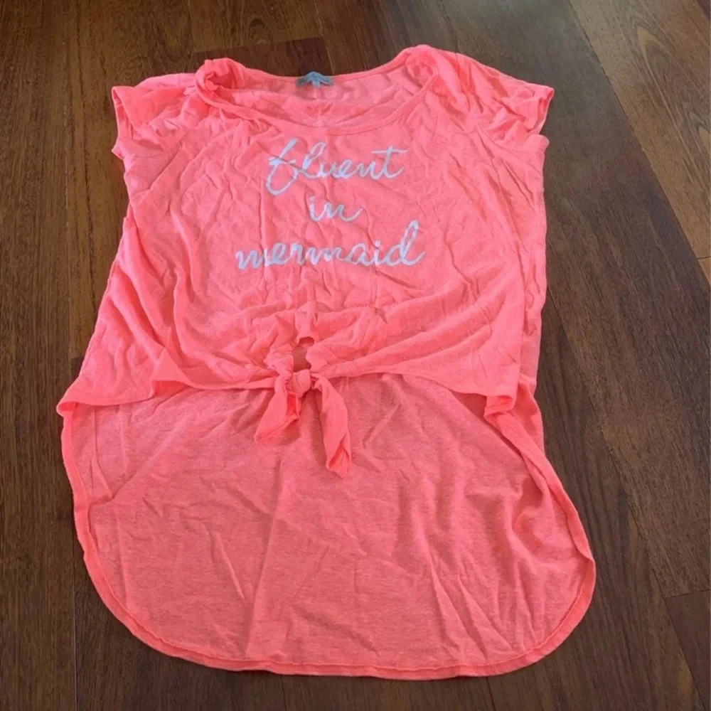 Shirt - Picture 1 of 3